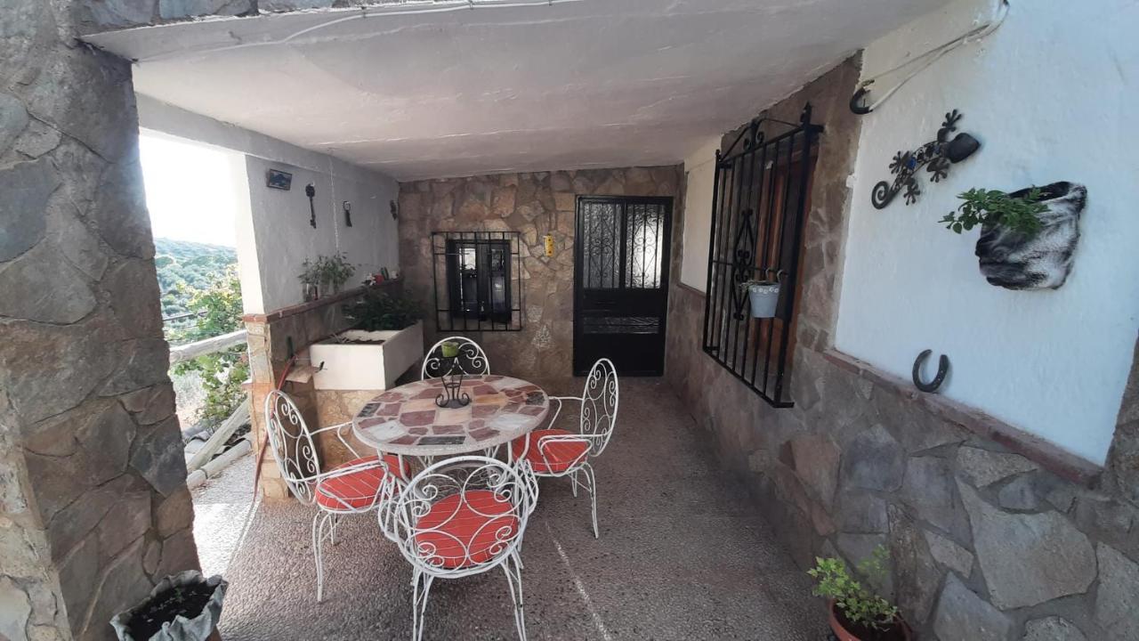 Cortijo El Cerro Apartment Alcaudete Exterior photo